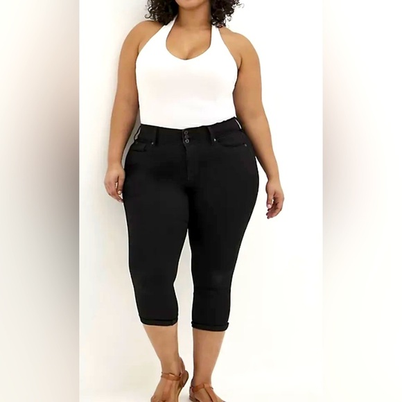 torrid Denim - Womens Torrid High Rise Crop Black Jeggings Skinny Super Soft Jeans Size 16